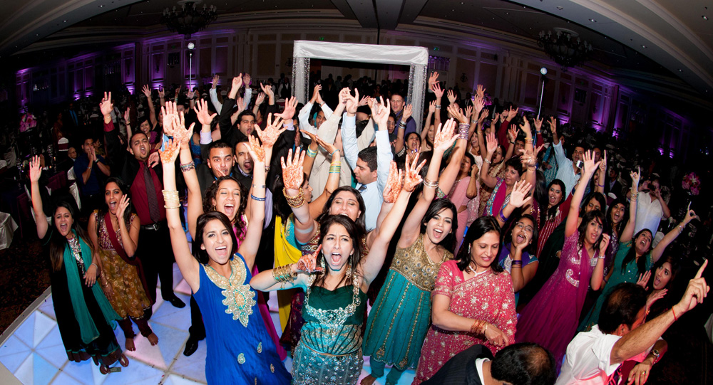 dance-floor-crowd-cheering - Texas Wedding Indian DJ - Houston, Dallas ...